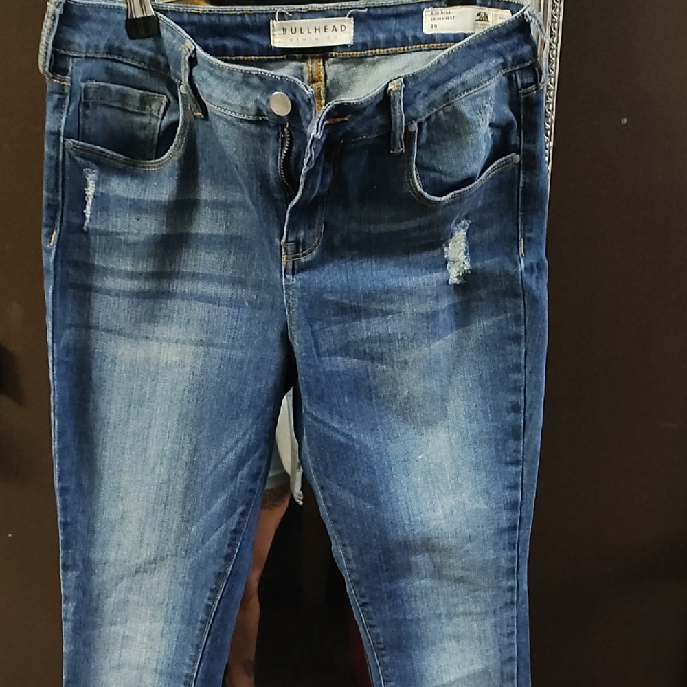 Bullhead Women’s Dark Blue Washed Skinny Jeans with Light Distress